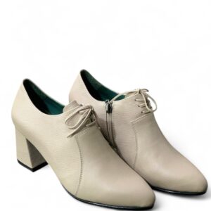 Zapato Tipo Botín  con Detalle de Lazo