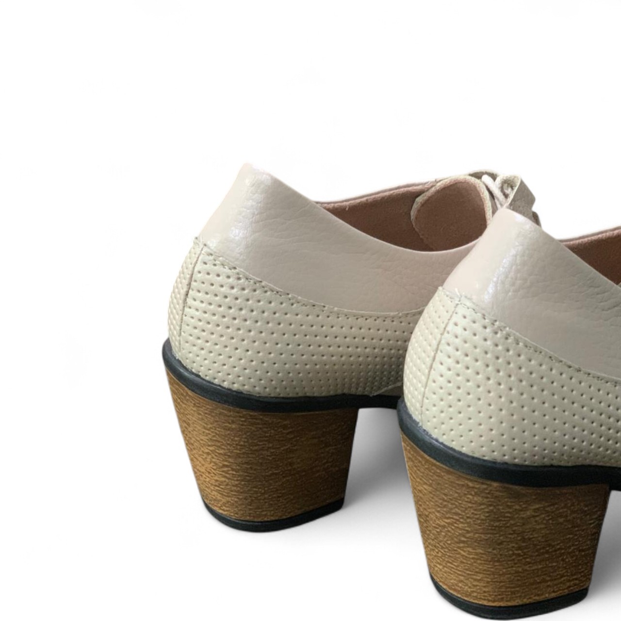 Botin Oxford Retro: Encanto Vintage y Femenino - Imagen 5