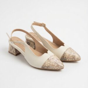 Zapato Destalonado Isabella con Detalles de Textura Reptil – Sofisticación Moderna